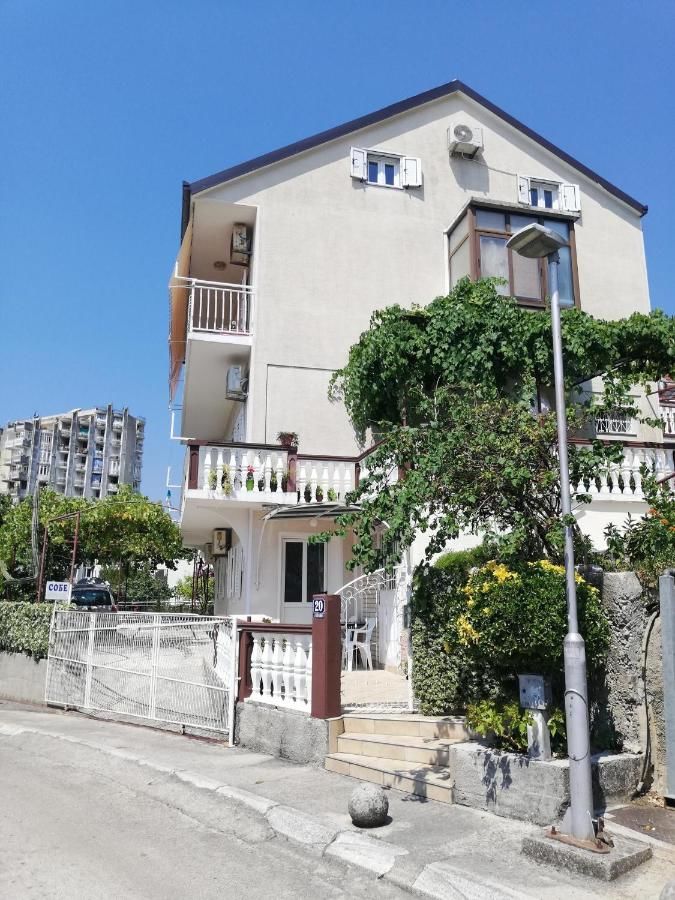 Апартаменты Apartments Vidakovic Игало-4