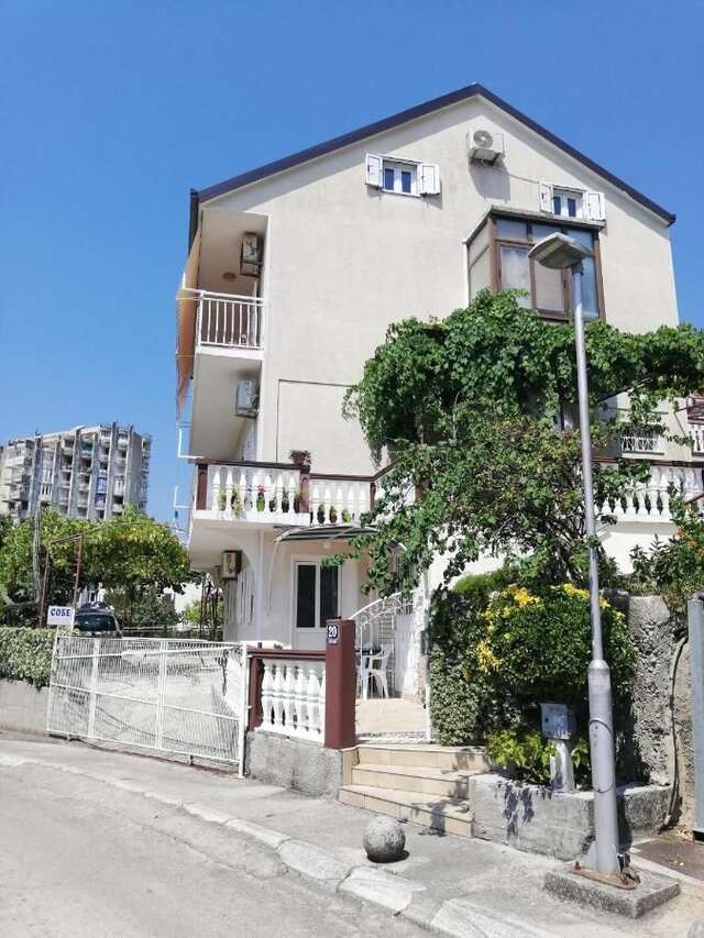 Апартаменты Apartments Vidakovic Игало-3